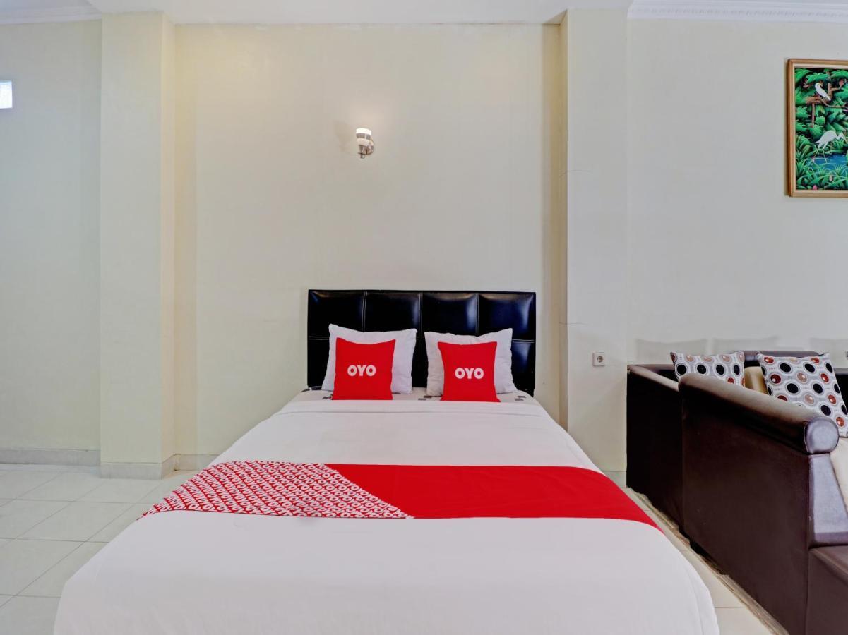 تْشيريبون Capital O 90407 Wisma Bahtera Hotel المظهر الخارجي الصورة