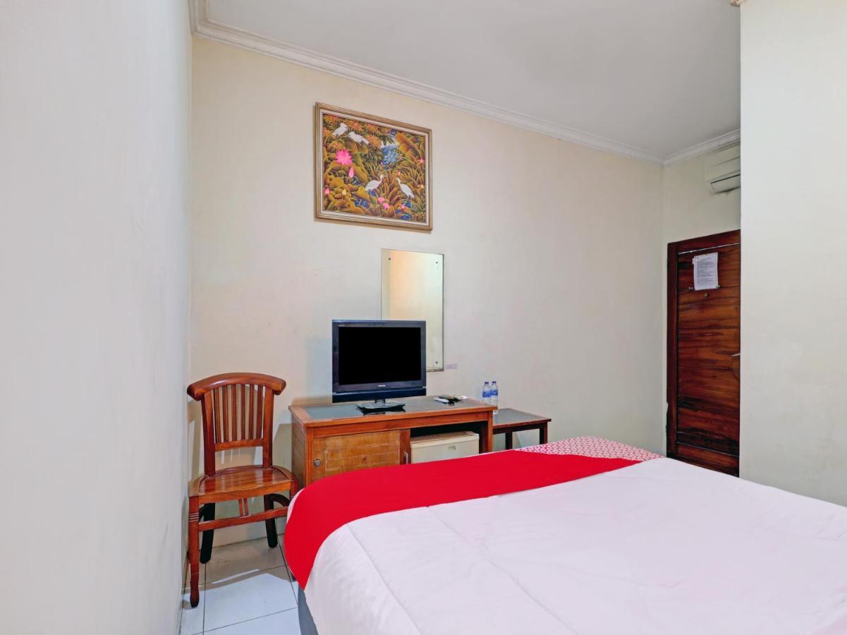 تْشيريبون Capital O 90407 Wisma Bahtera Hotel المظهر الخارجي الصورة