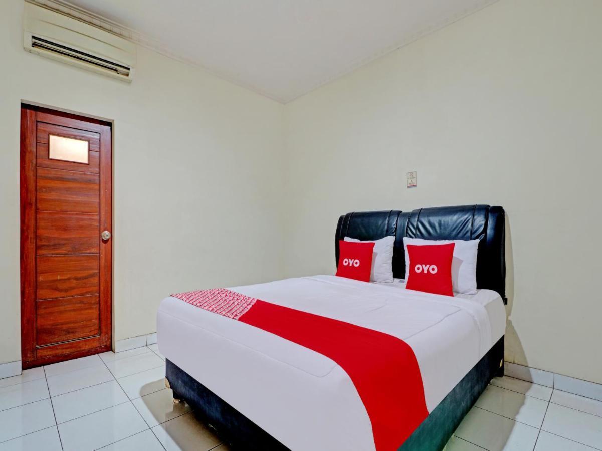 تْشيريبون Capital O 90407 Wisma Bahtera Hotel المظهر الخارجي الصورة
