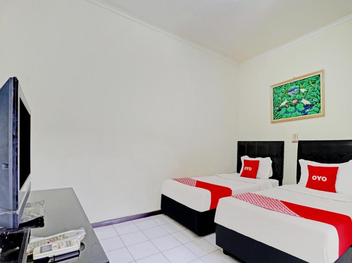 تْشيريبون Capital O 90407 Wisma Bahtera Hotel المظهر الخارجي الصورة